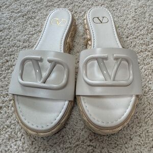 Valentino sandals size 6